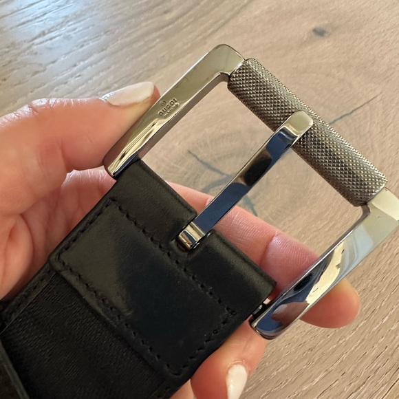 Gucci black canvas belt with silver hardware. Worn once! - Picture 7 of 9